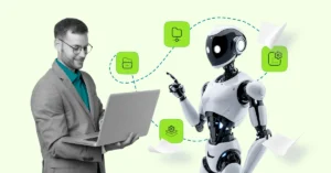 AI-технології в системах управління документами: усміхнений менеджер з ноутбуком в руках спостерігає, як гуманоїдний АІ управляє документами.